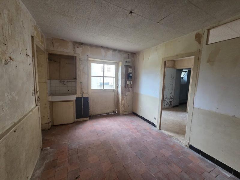 Maison - 400 m² - 21 pièces