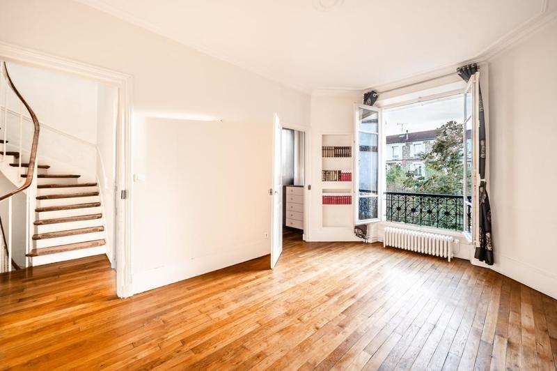 Maison - 238 m² - 8 pièces