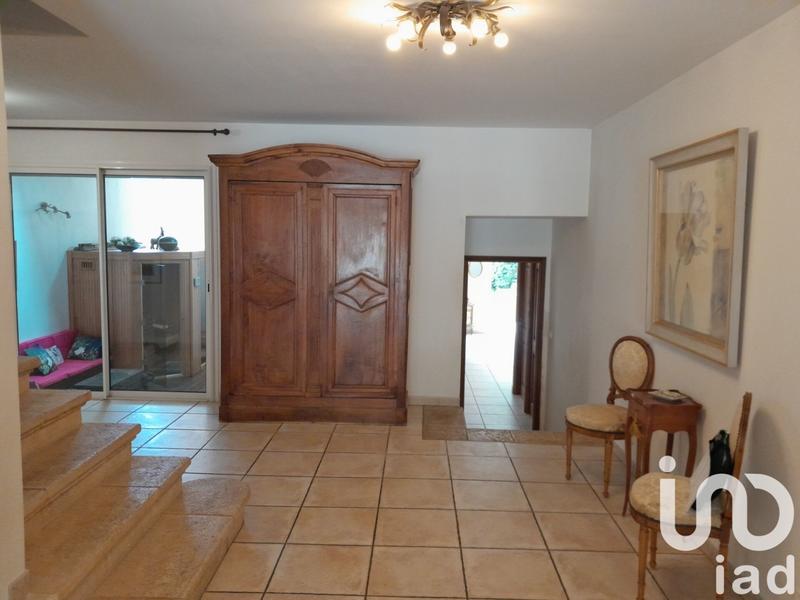 Maison - 665 m² - 10 pièces