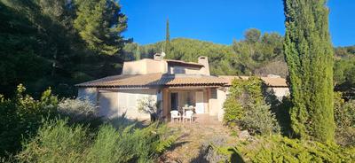 Maison - 162 m² - 9 pièces