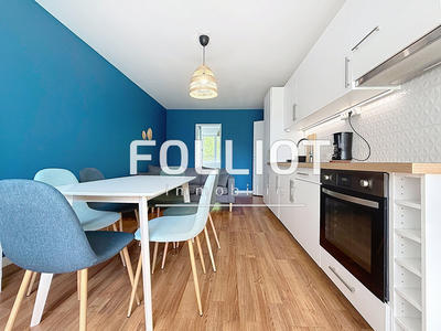 Appartement - 70 m² - 5 pièces