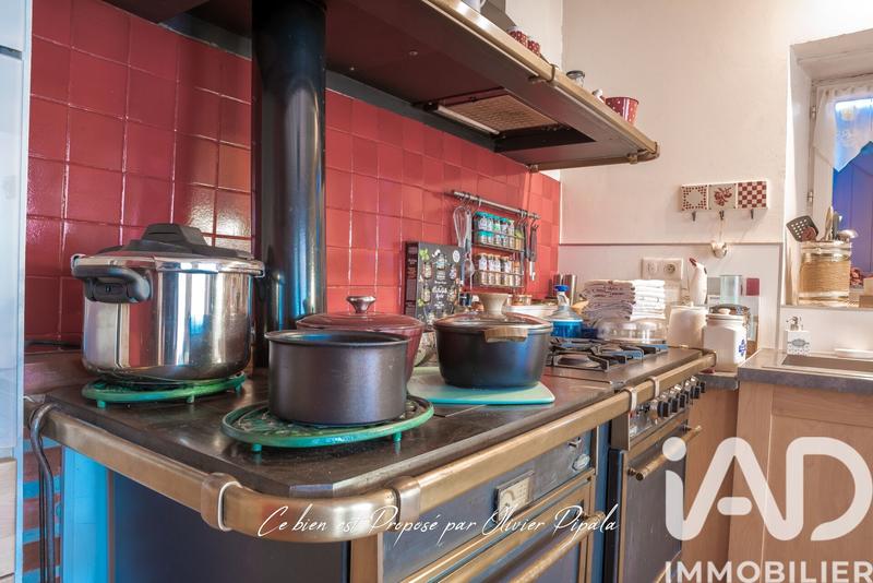 Maison - 181 m² - 8 pièces