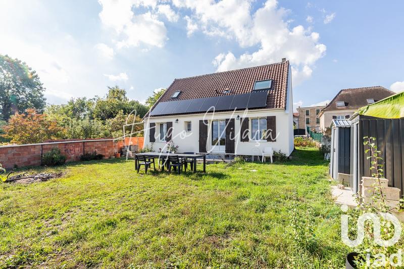 Maison - 104 m² - 5 pièces