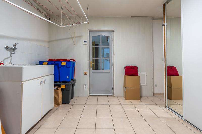 Maison - 195 m² - 7 pièces