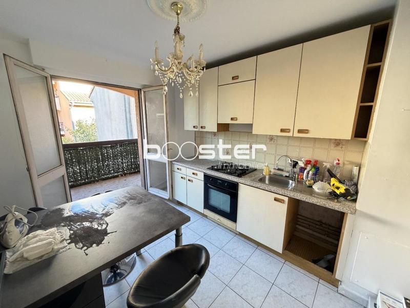 Appartement ancien - 61 m² - 3 pièces