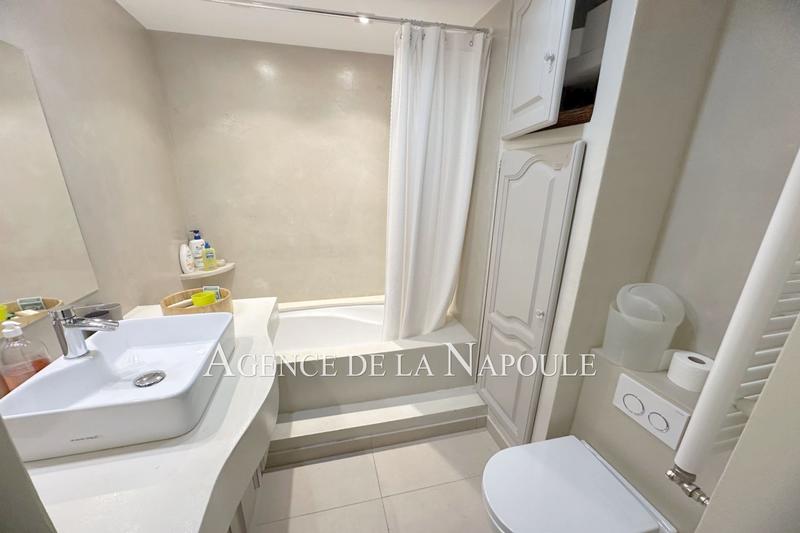 Appartement - 96 m² - 3 pièces