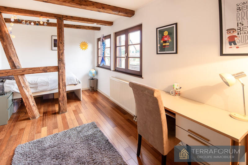 Maison ancienne - 223 m² - 8 pièces