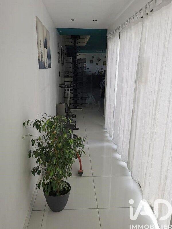 Maison - 171 m² - 6 pièces