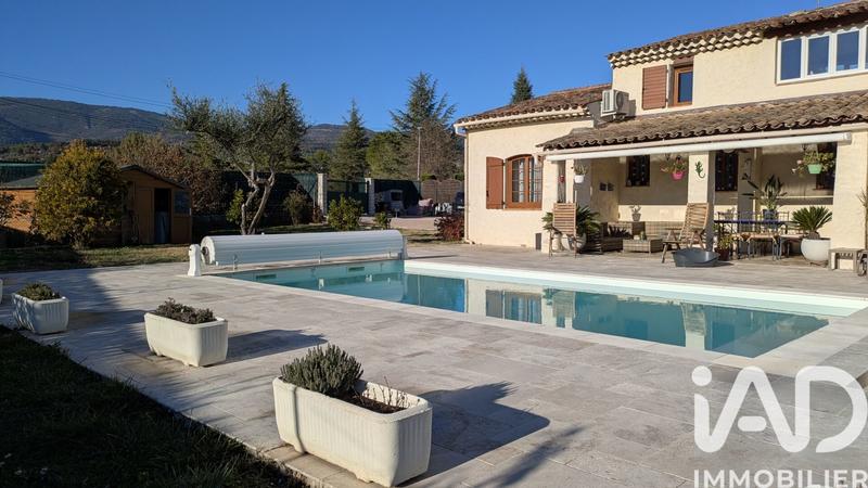 Maison - 170 m² - 6 pièces