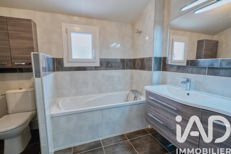 Maison - 111 m² - 5 pièces