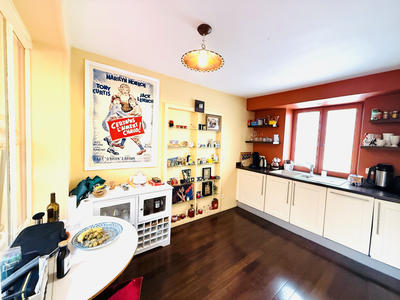 Loft - 123 m² - 4 pièces