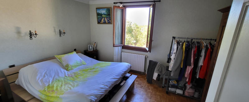 Maison - 235 m² - 11 pièces