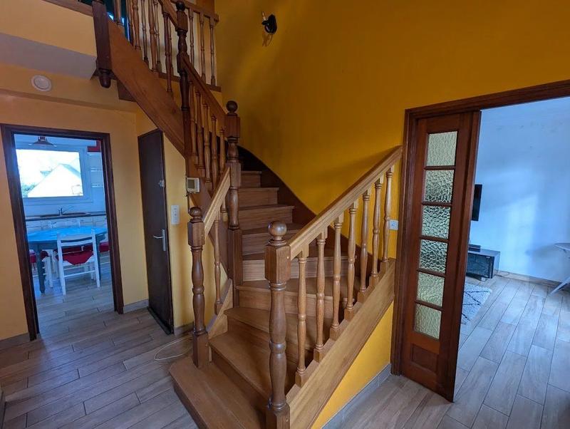 Maison - 121 m² - 6 pièces