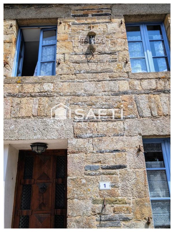 Maison - 151 m² - 6 pièces