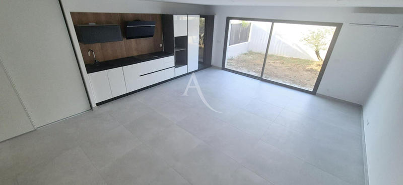 Maison - 118 m² - 4 pièces
