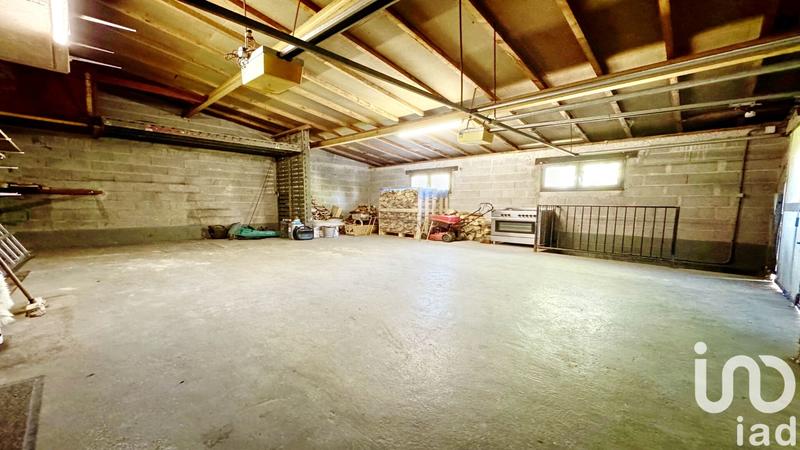 Maison - 244 m² - 8 pièces