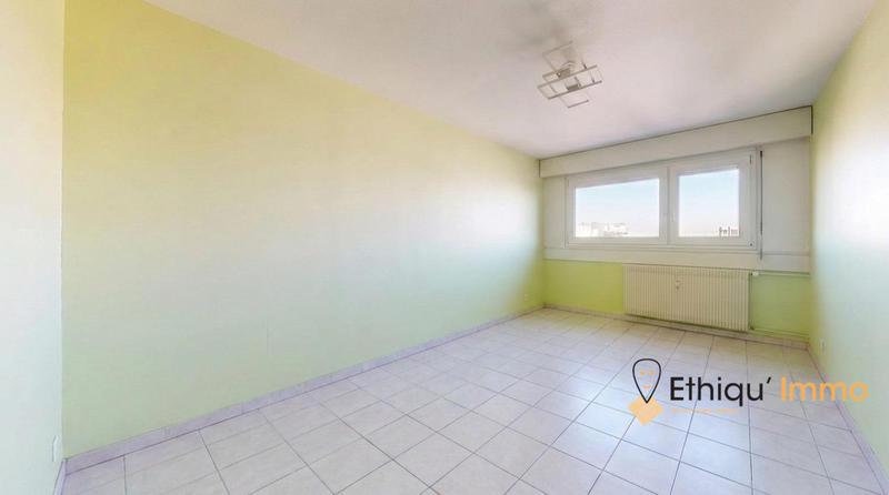 Appartement - 115 m² - 5 pièces