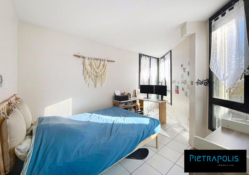 Appartement - 86 m² - 4 pièces