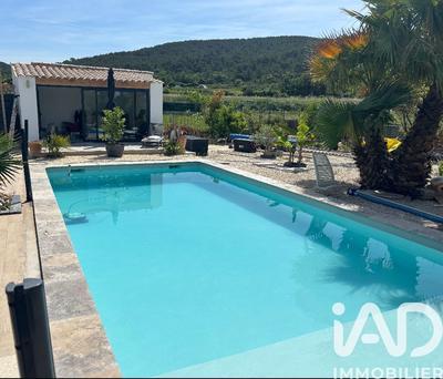 Maison - 110 m² - 4 pièces