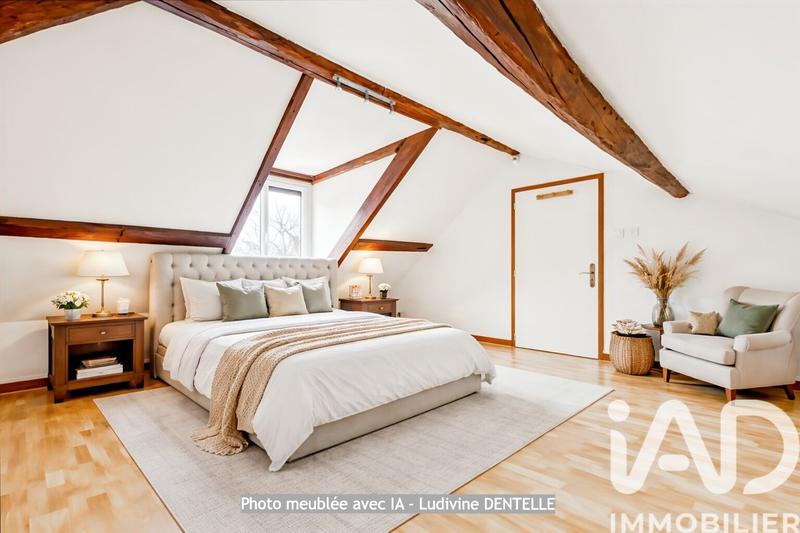 Maison - 211 m² - 8 pièces