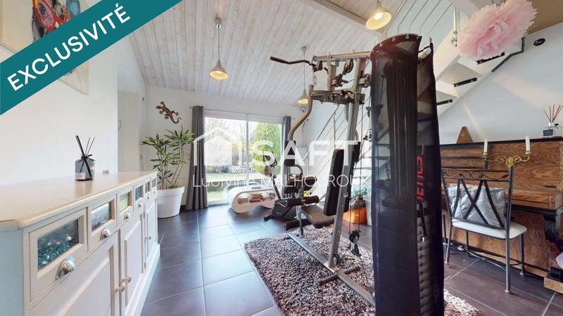 Maison - 209 m² - 9 pièces