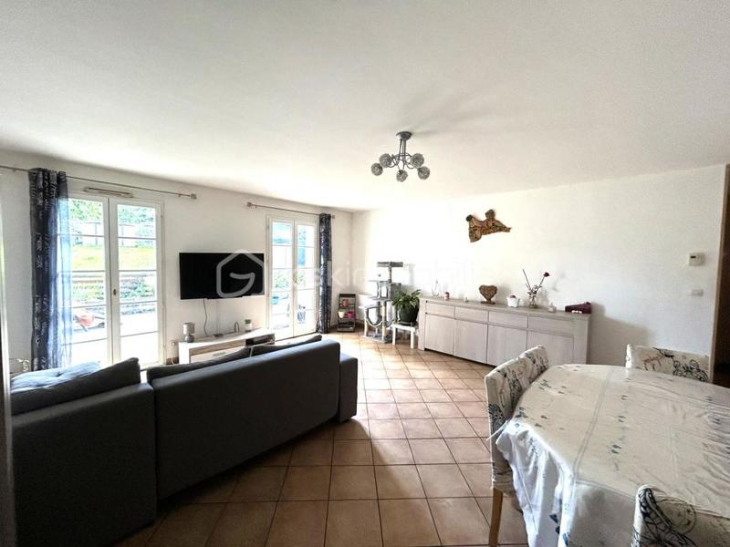 Maison - 94 m² - 4 pièces