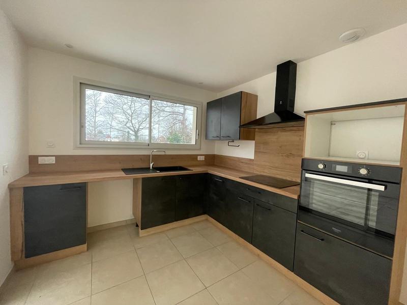 Appartement - 96 m² - 3 pièces