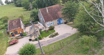 Maison - 155 m² - 9 pièces