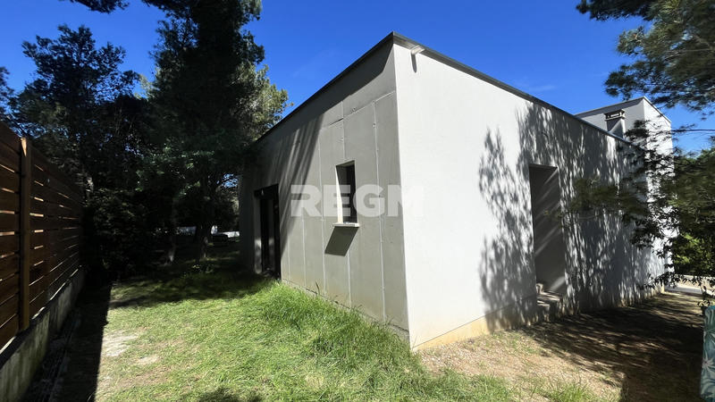 Maison - 246 m² - 5 pièces