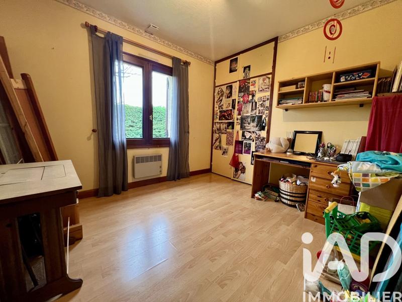 Maison - 90 m² - 5 pièces