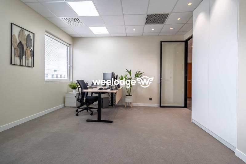 Bureau - 67 m² - 3 pièces