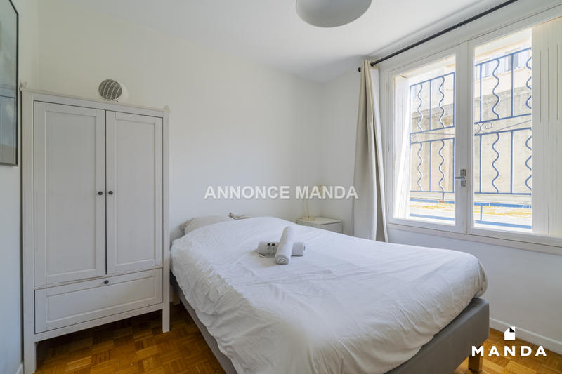 Chambre - 11 m² - 5 pièces