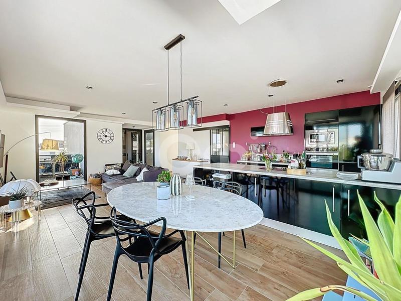 Appartement - 114 m² - 4 pièces