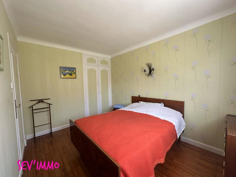 Maison - 97 m² - 5 pièces