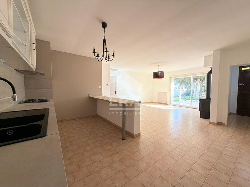Maison - 104 m² - 4 pièces