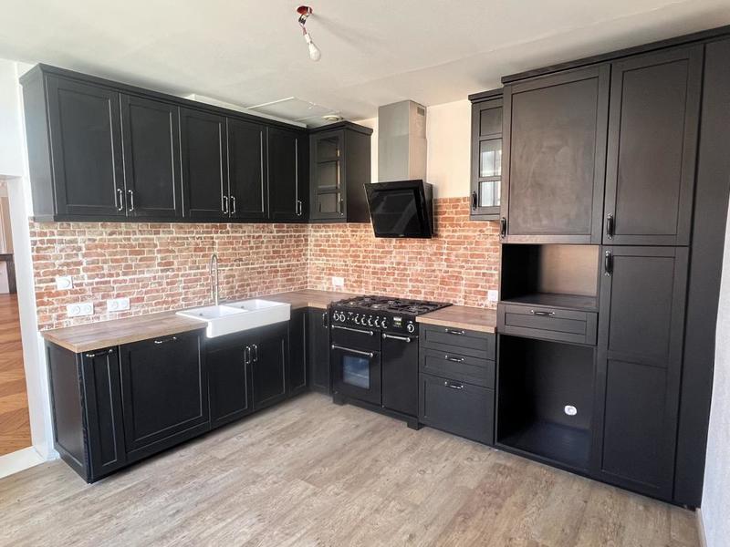 Appartement - 215 m² - 5 pièces