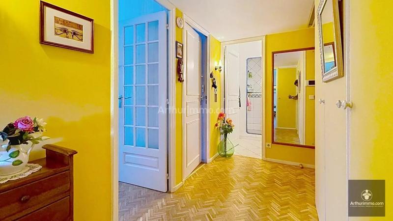 Appartement - 86 m² - 4 pièces