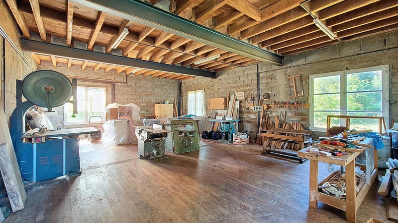 Maison traditionnelle - 127 m² - 7 pièces