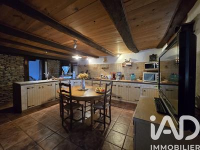 Maison de village - 93 m² - 5 pièces