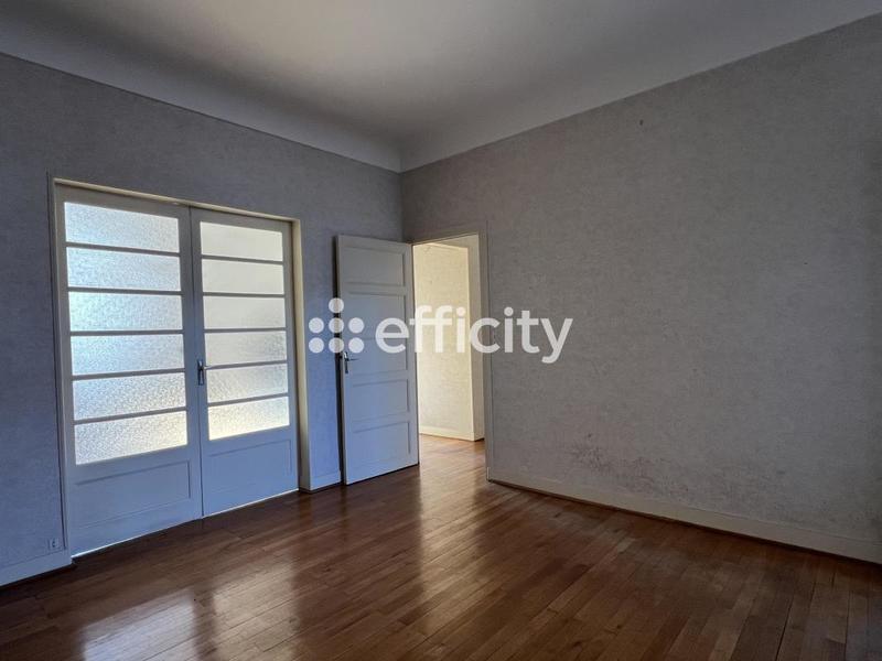 Appartement - 103 m² - 5 pièces