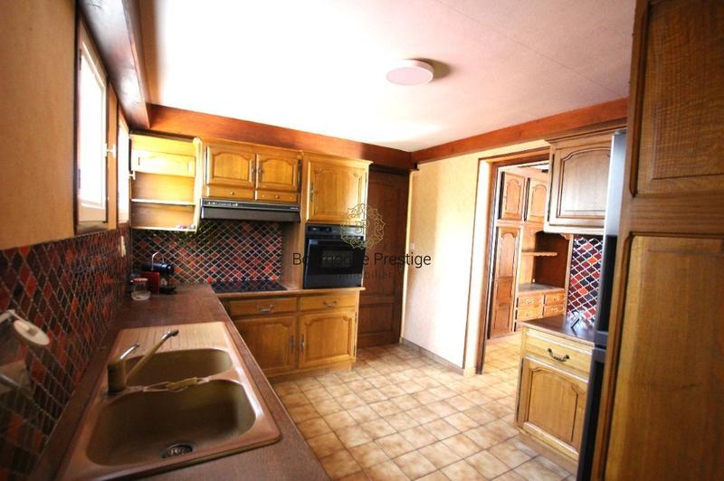 Maison - 177 m² - 7 pièces