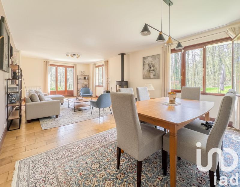 Maison - 180 m² - 6 pièces