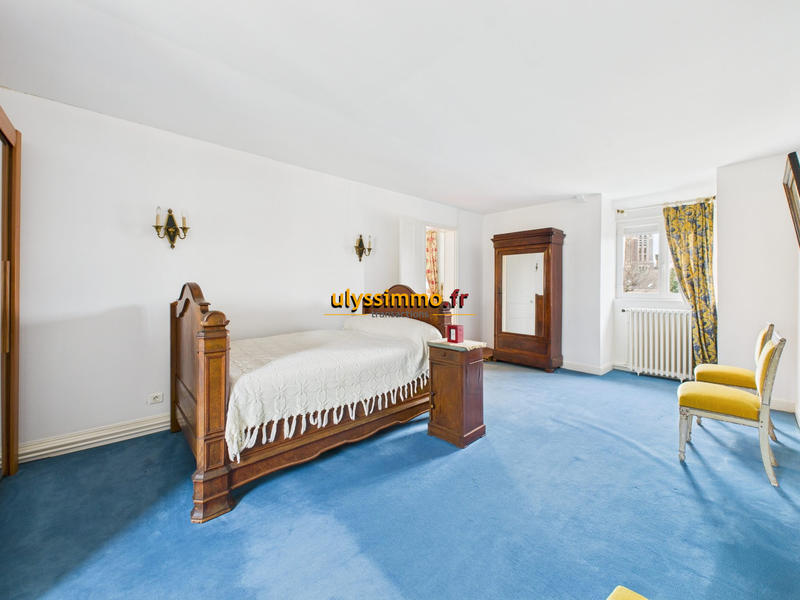 Maison - 149 m² - 7 pièces