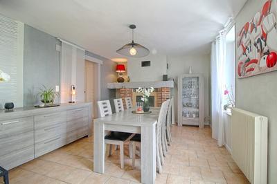 Maison de village - 100 m² - 4 pièces