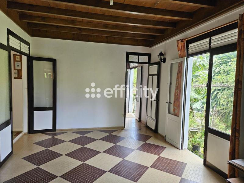 Maison - 127 m² - 5 pièces