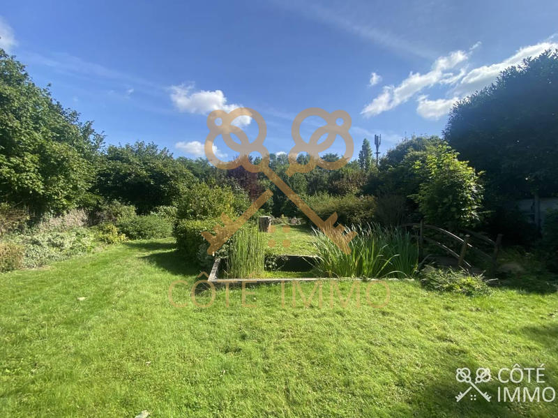 Maison - 200 m² - 9 pièces