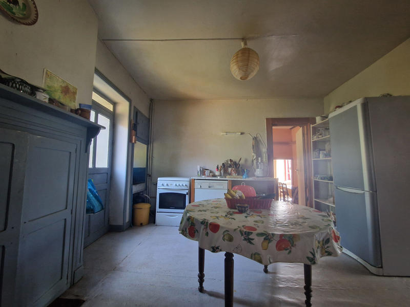 Maison - 232 m² - 7 pièces