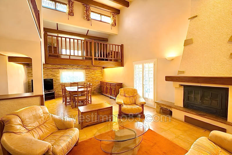 Maison - 140 m² - 6 pièces