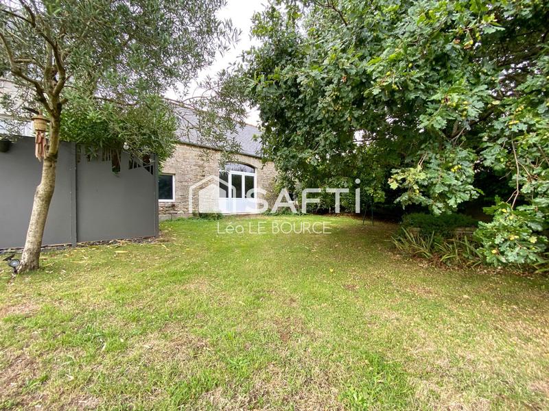 Maison - 223 m² - 8 pièces