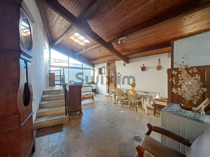 Maison de village - 170 m² - 8 pièces